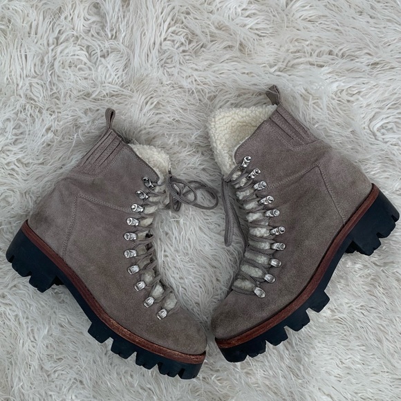 Jeffrey Campbell Shoes - Jeffrey Campbell Culvert Sherpa Boots Women Size 9